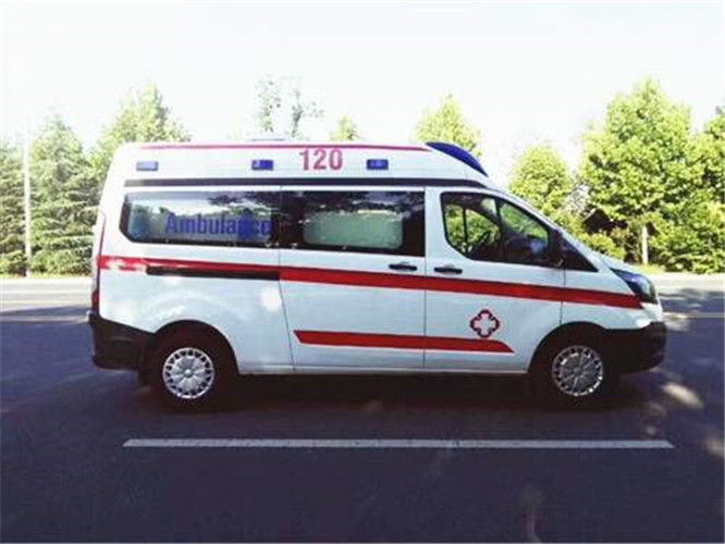 栾川救护车出租服务案例6