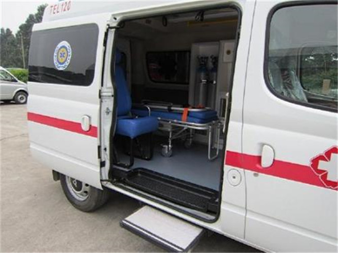 栾川救护车出租服务案例7